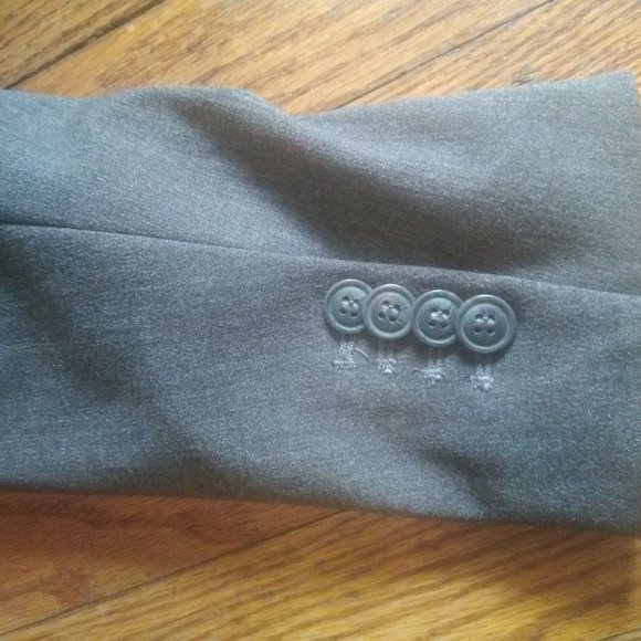 Gray Blazer Fitted Suit Jacket with Button Closure - Picture 5 of 8